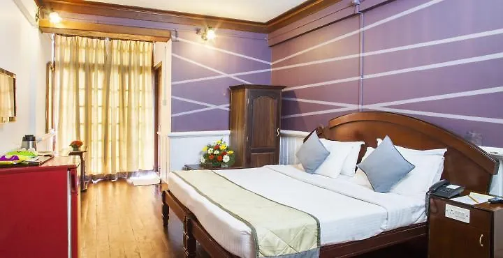 Westwood Riverside Munnar Hotel
